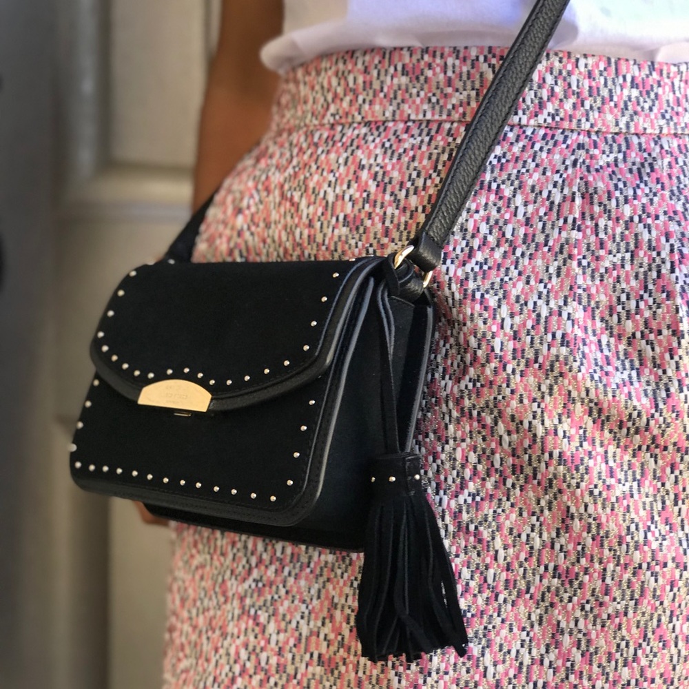 Very Cute Kate Spade Suede Crossbody Bag✨